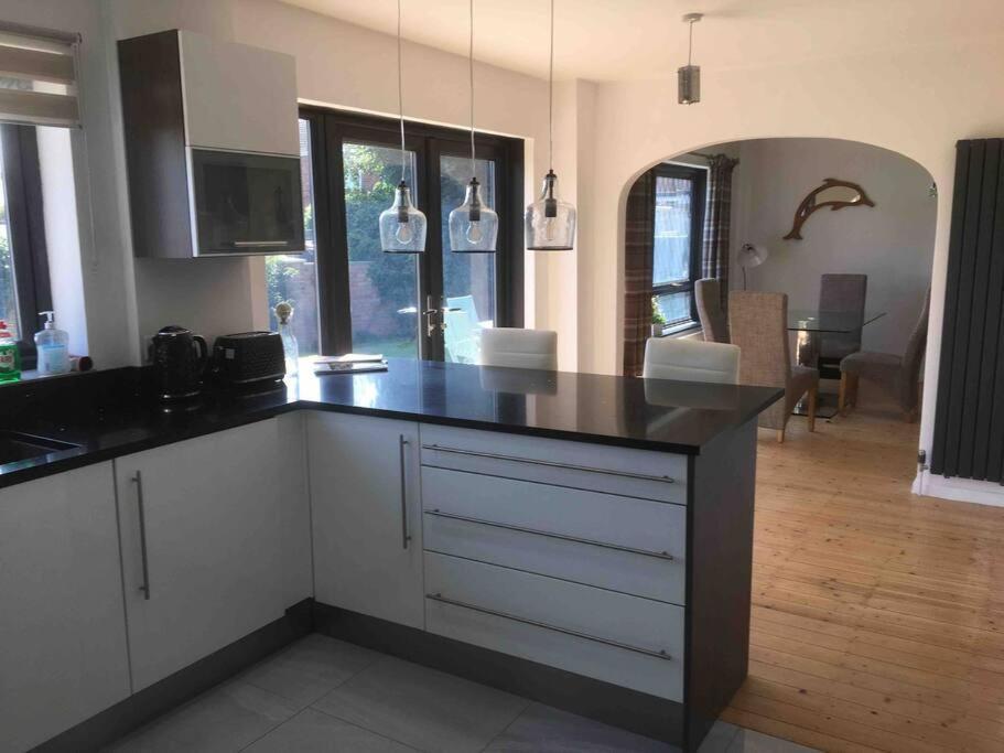 Cherry Cottage Уест Мърси Екстериор снимка