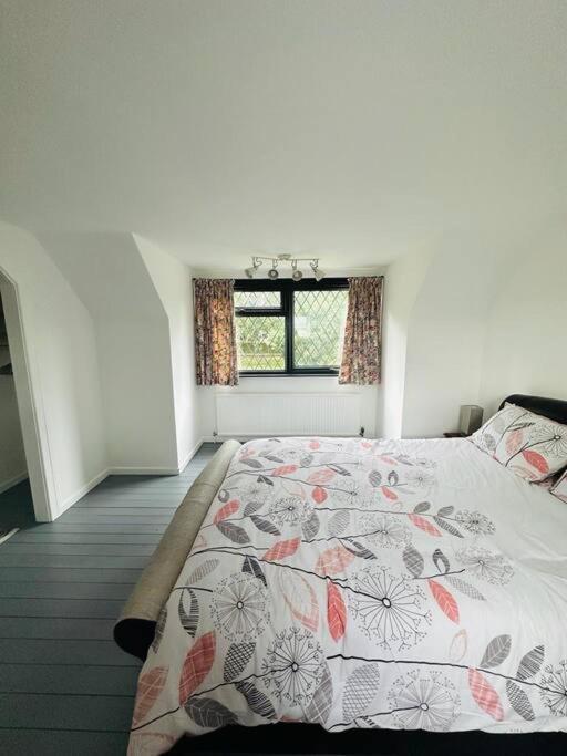 Cherry Cottage Уест Мърси Екстериор снимка